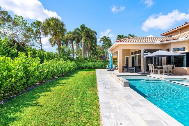 Building Photo - 3381 Lago De Talavera