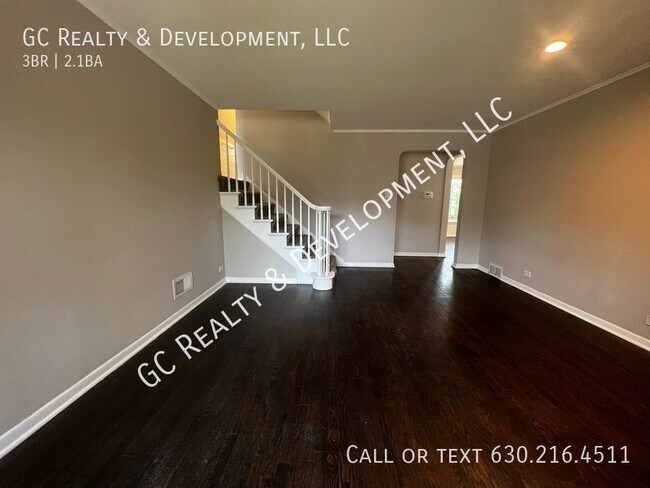 Building Photo - ***SINGLE FAMILY FLOSSMOOR HOME / 3 BDRM /...