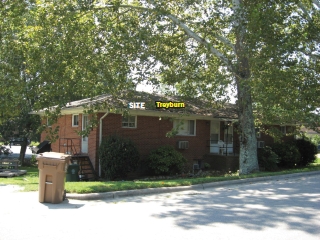 Building Photo - 214 E Cedar St