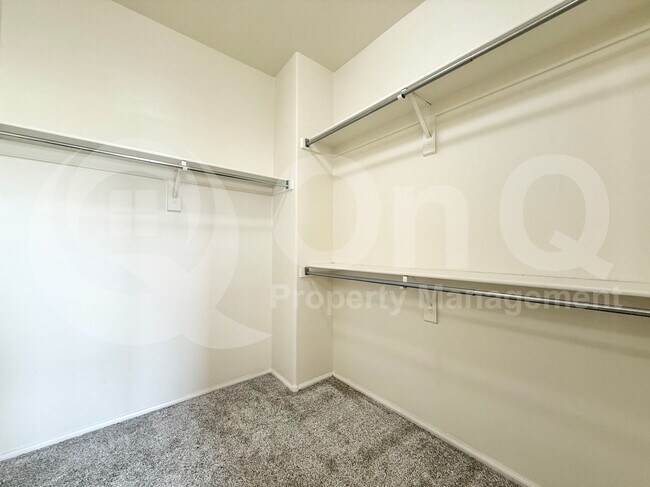 Building Photo - 16803 N 50th Way