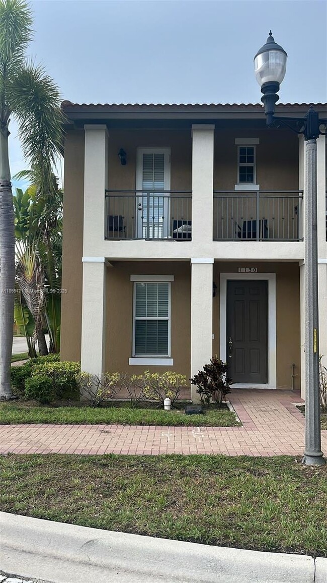 Primary Photo - 1130 SW 147th Ave