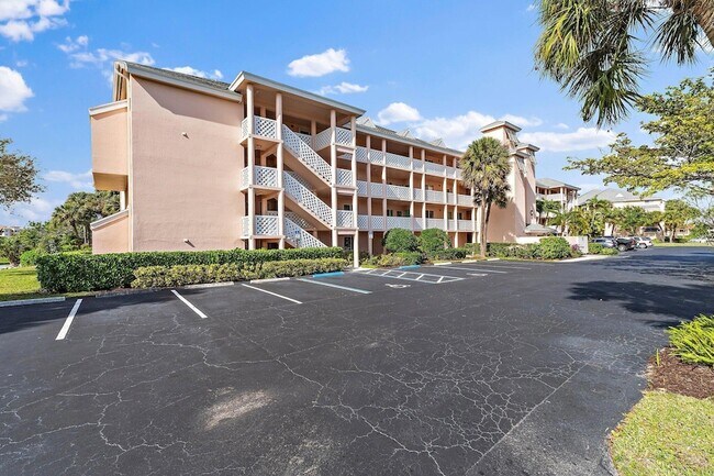 Building Photo - 353 S US Hwy 1