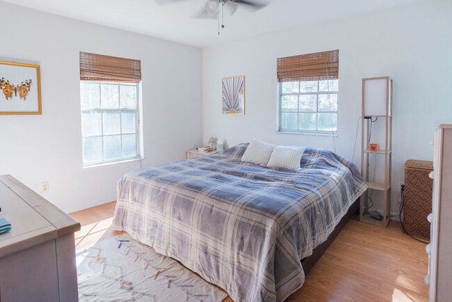 Building Photo - Beautiful House Near Downtown!!!