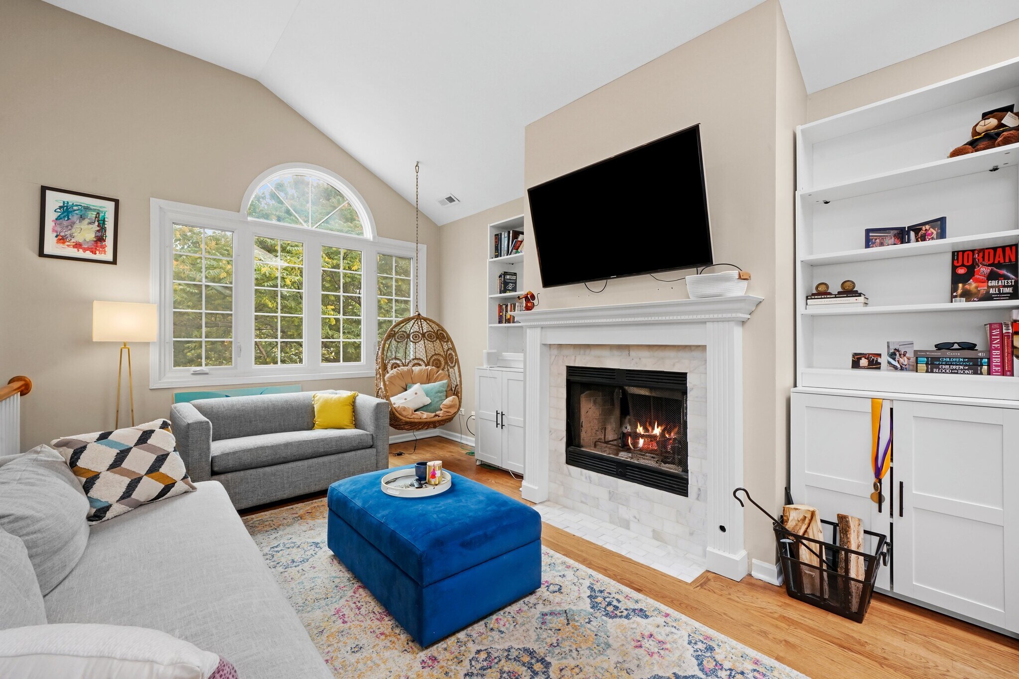 Building Photo - 1028 N Wolcott Ave