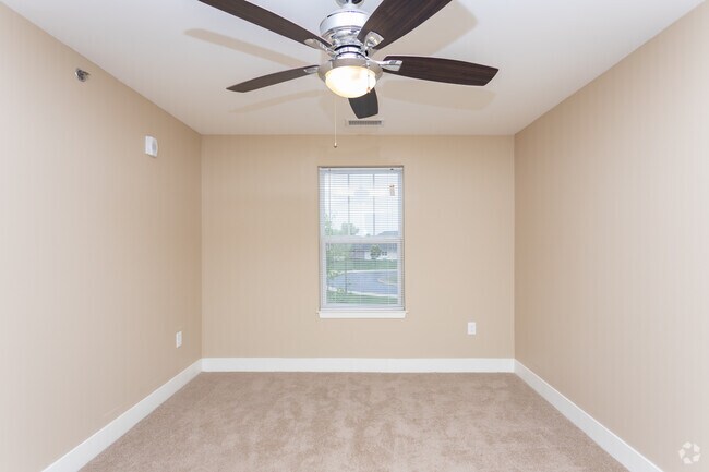 2BR, 1BA - 911 SF - Senior Homes of Findlay