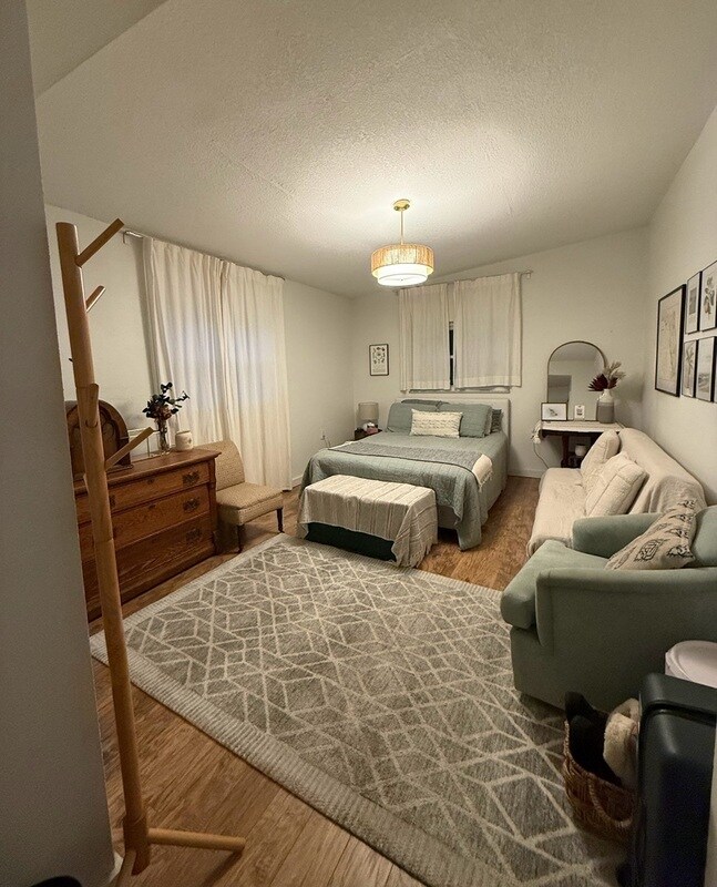 Building Photo - 3333 Lila Dr
