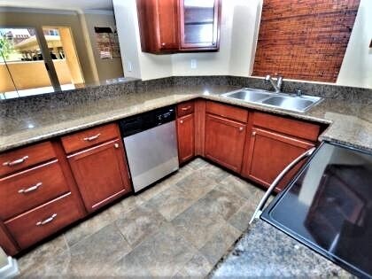 Building Photo - 15353 Maturin Dr