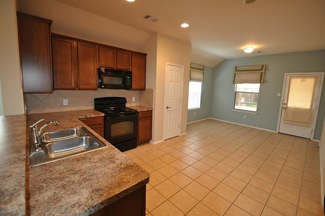 Building Photo - 12207 Tawney Ct