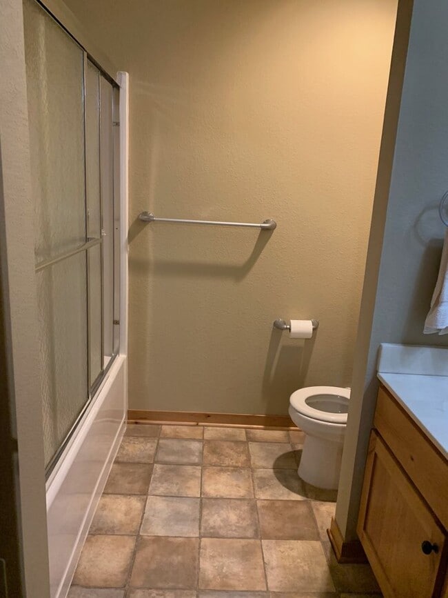 Building Photo - Short Term Winter Rental - 3 Bed / 5 Bath ...
