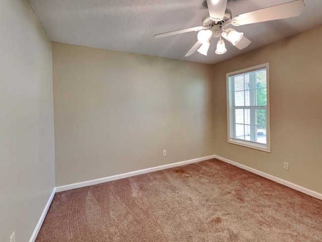 Building Photo - 2773 Sam Calvin Dr