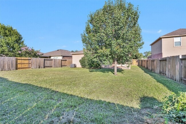 Building Photo - 30831 W Lost Creek Blvd