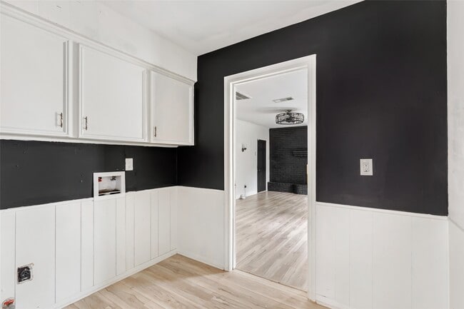 Building Photo - 3602 Ridgeview Dr