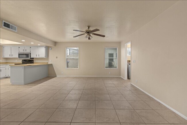 Building Photo - Spectacular Updates, 3 Bedroom 2 Bath