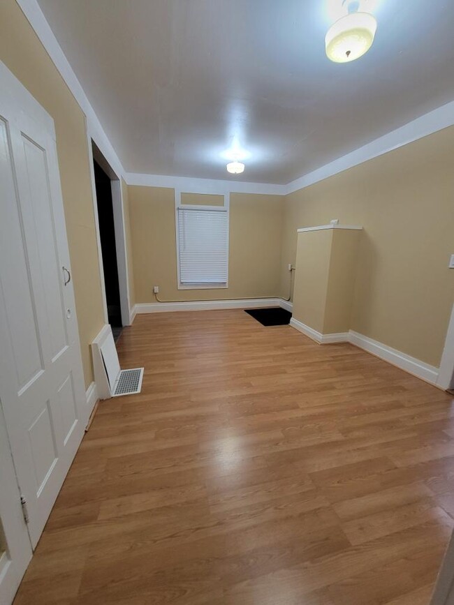 dining room - 14372 Olive St