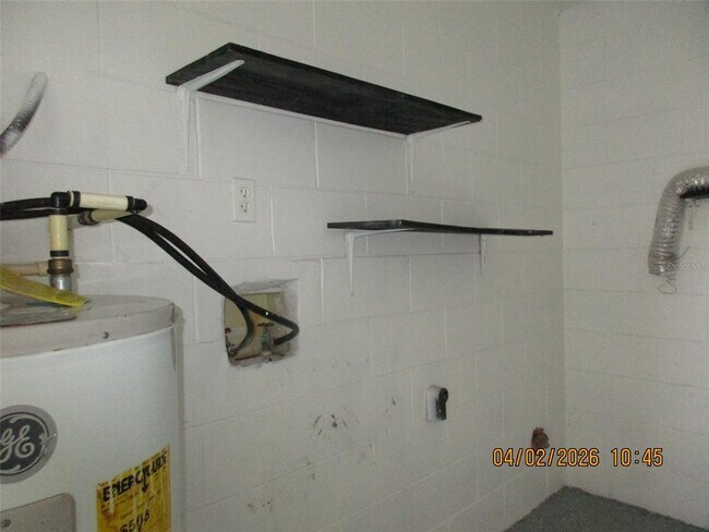 Building Photo - 2600 London Bridge Ct