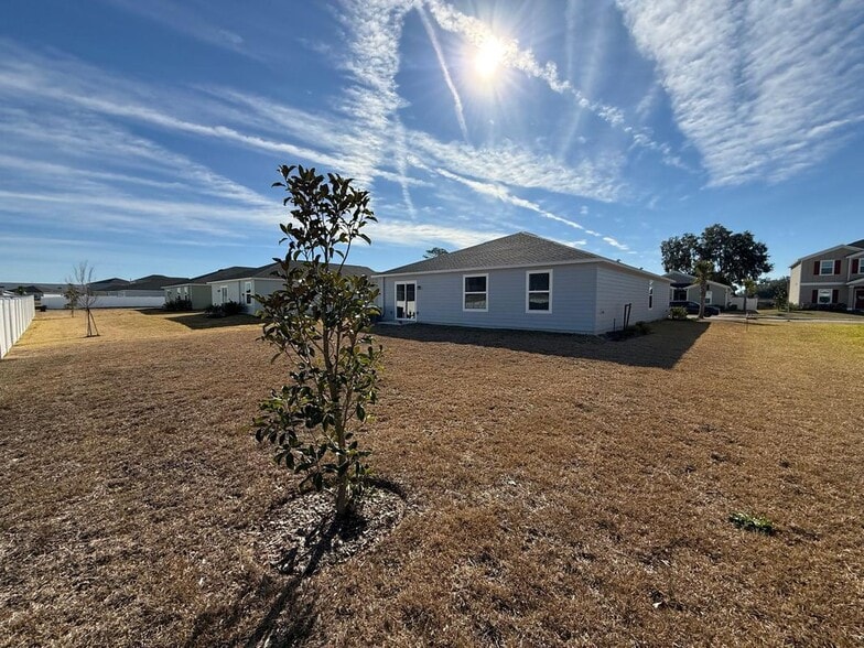 Building Photo - 4813 NW 11th St