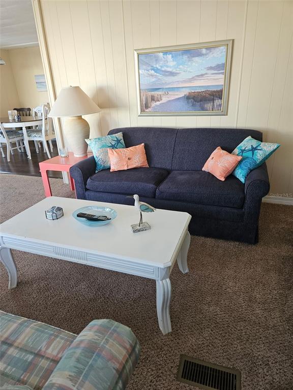 Building Photo - 373 Majesty Dr