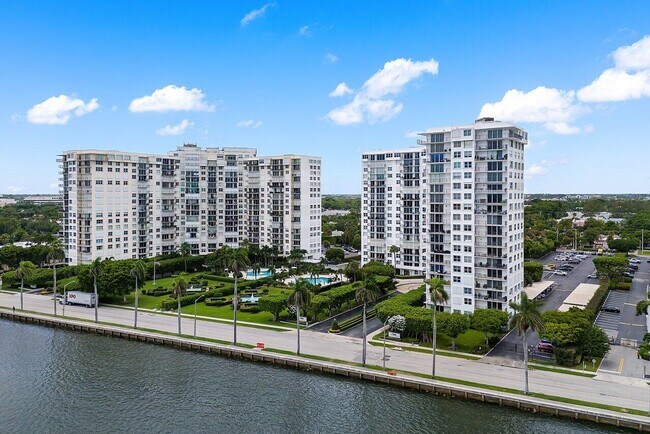 Building Photo - 1701 S Flagler Dr