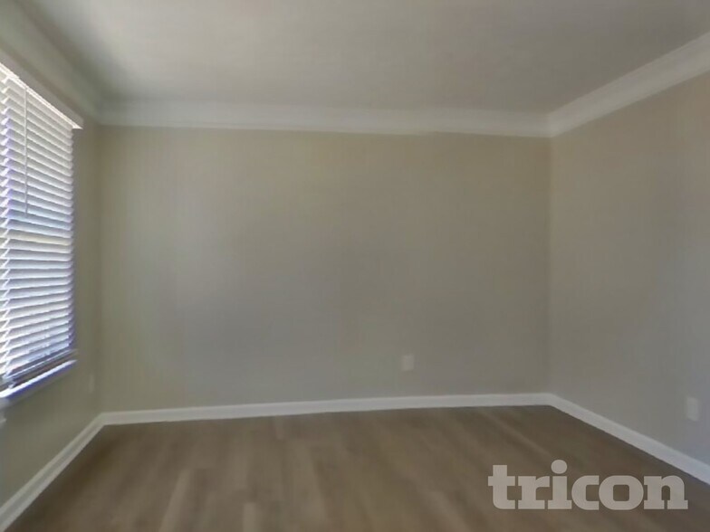 Building Photo - 2501 Sonoma Valley