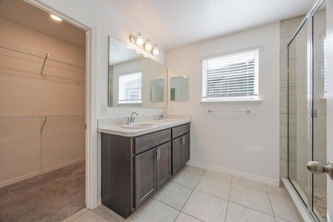 Building Photo - 900 Boca Vista Ct