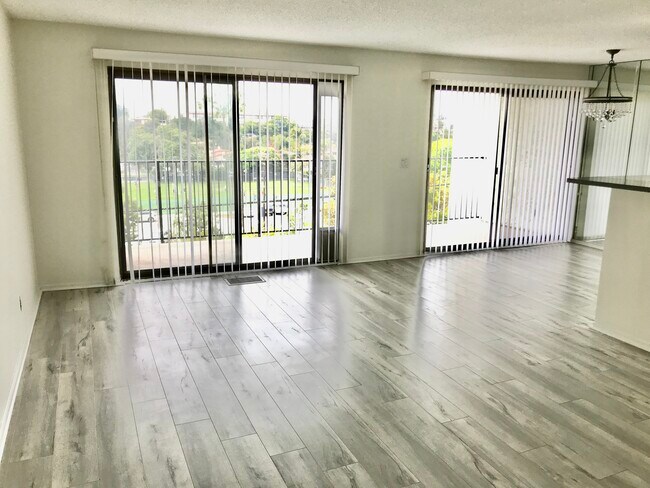 Building Photo - 1720 Ardmore Ave