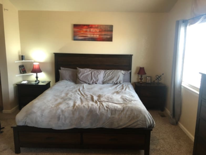 Building Photo - 4018 Independence Dr