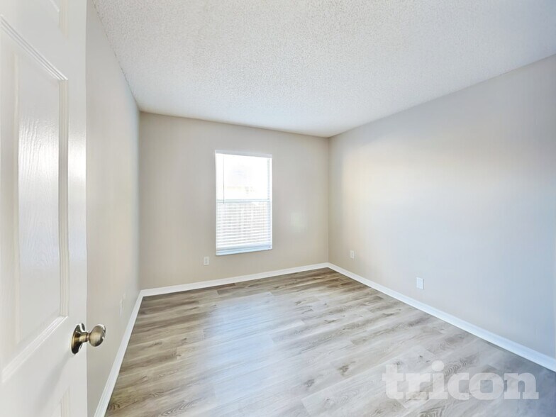 Building Photo - 4518 Saddle Creek Pl