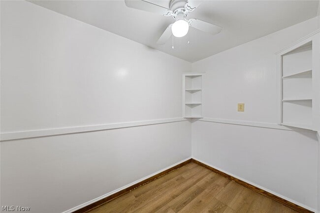 Building Photo - 3850 Mayfield Rd