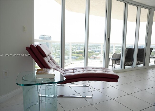 Building Photo - 7330 Ocean Terrace