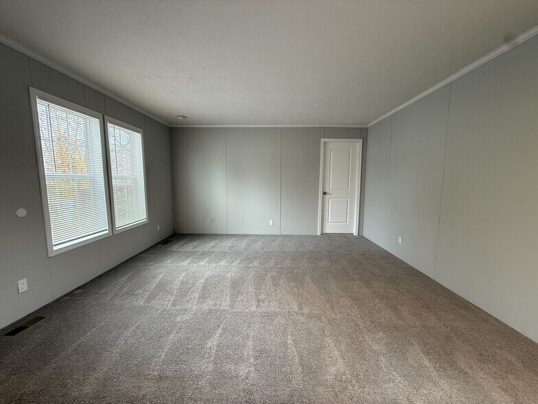 Building Photo - 11714 Cascade Cir