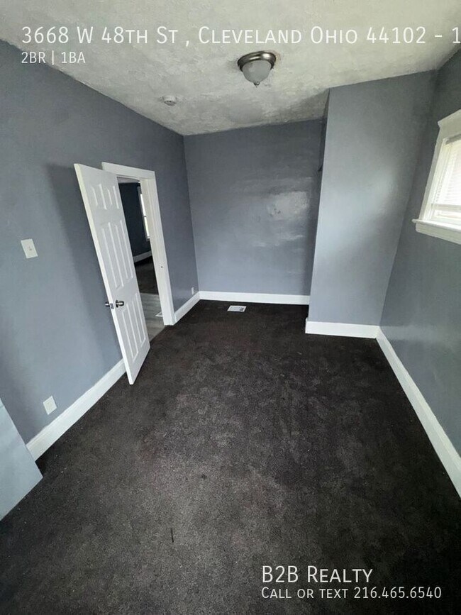 Building Photo - 3668 W 48th St