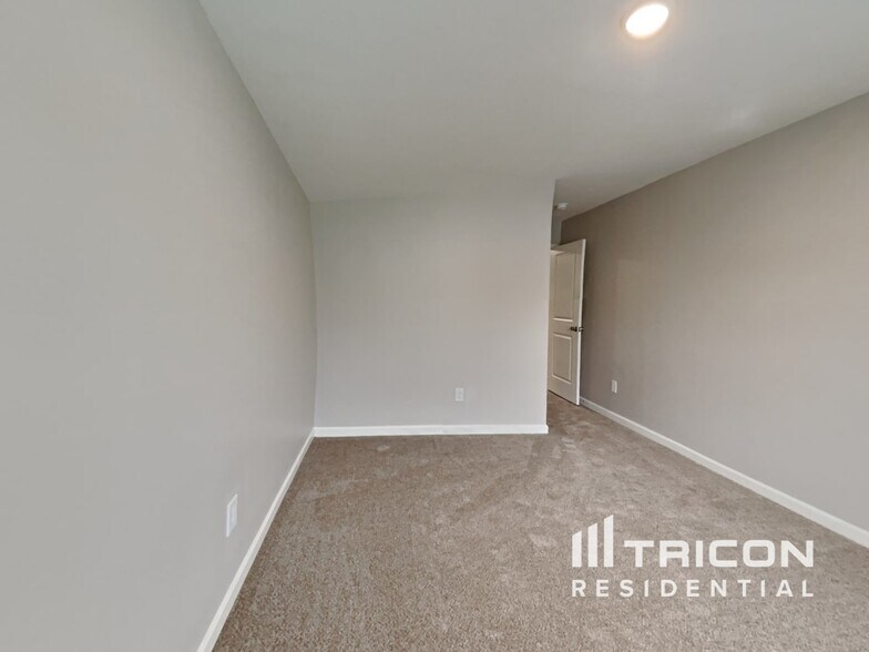 Building Photo - 161 Meadow Vista Lane Angier NC