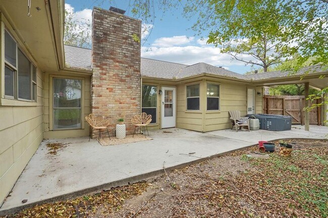 Building Photo - 1703 Westmere Ct