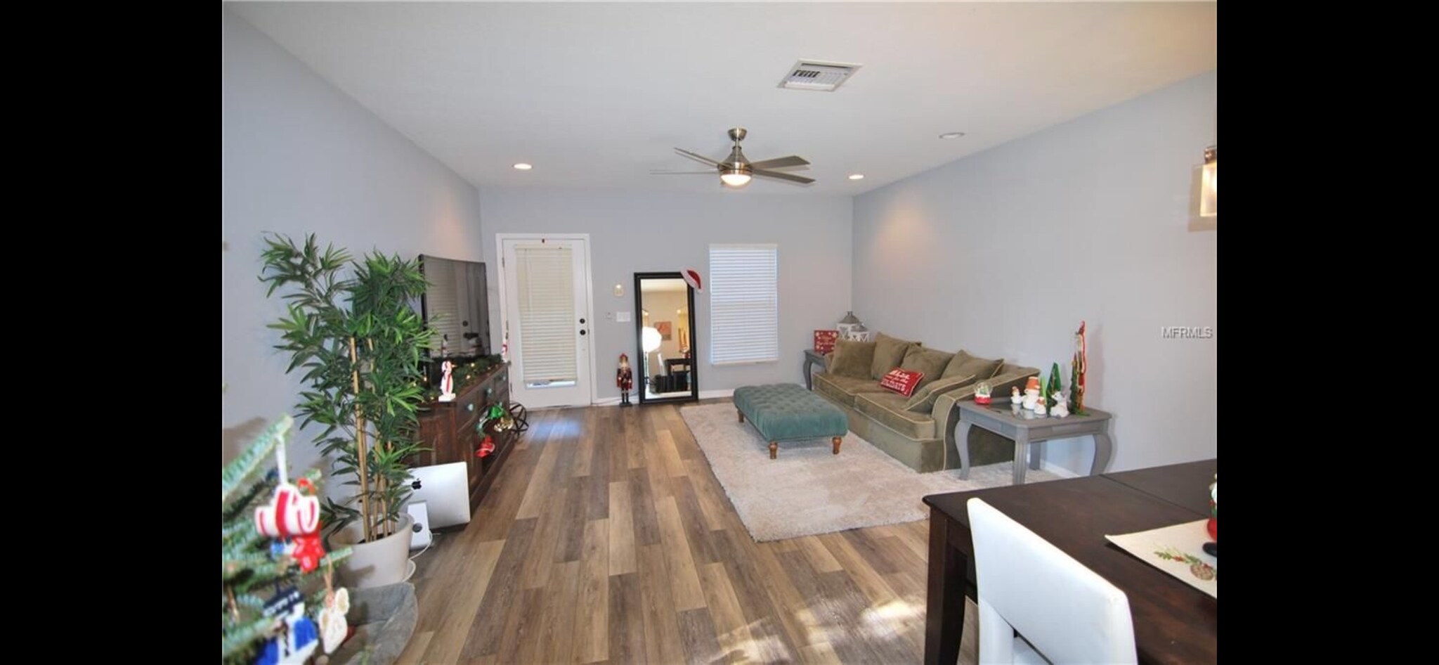 Building Photo - 5826 Fishhawk Ridge Dr