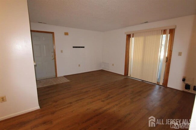 Building Photo - 5310 Ravens Crest Dr