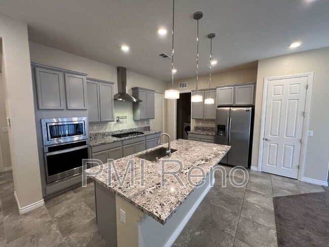 Building Photo - 8378 Simsbury Dr
