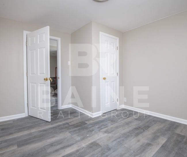 Building Photo - 2614 Dexter Ln