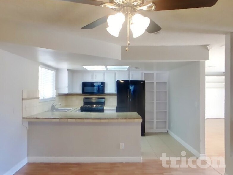 Building Photo - 709 Morrocco Dr