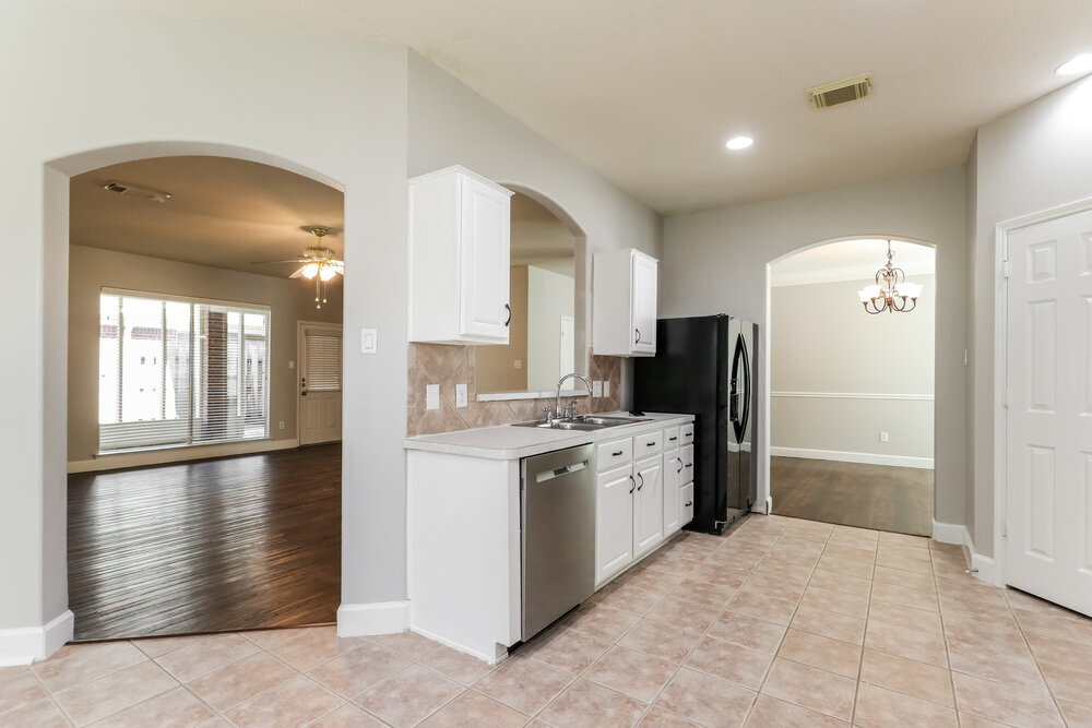 Building Photo - 14411 Pelican Marsh Dr