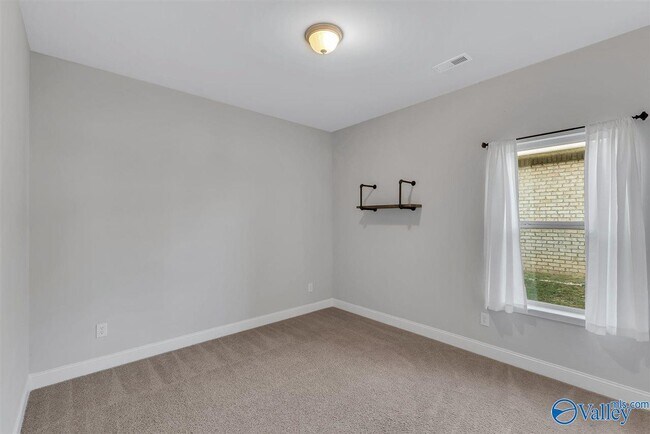 Building Photo - 173 Heritage Brook Dr