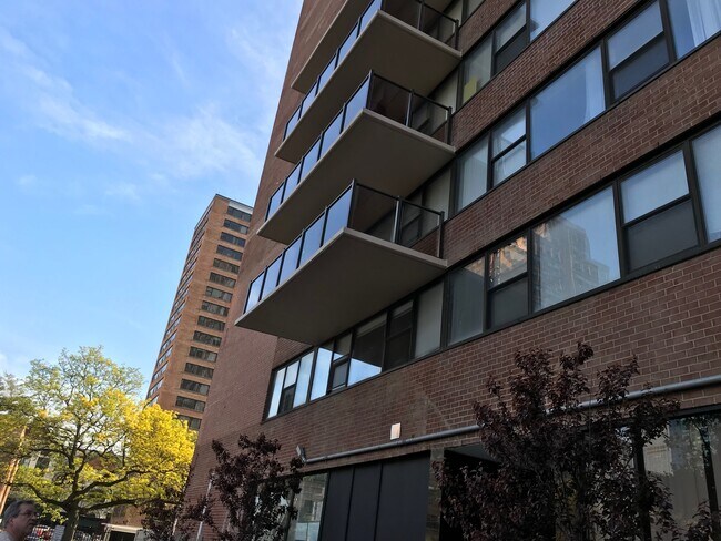 Building Photo - 270 Marin Blvd