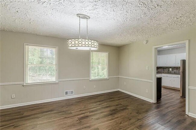 Building Photo - 3661 Boring Rd