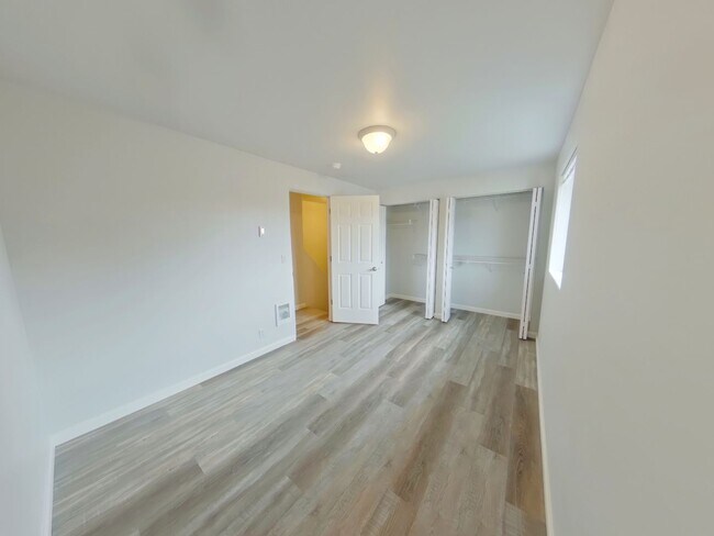 Building Photo - 1990 N 10th St