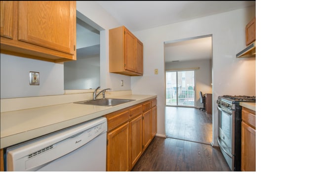 Building Photo - 186 Vista Dr