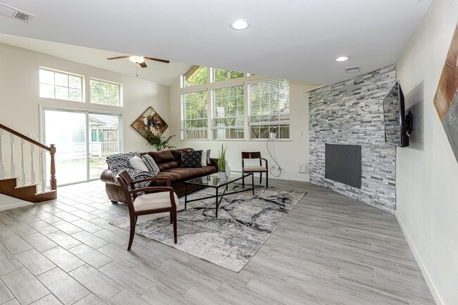 Building Photo - 5026 Alvarado BndBEDROOM 2C - 721751
