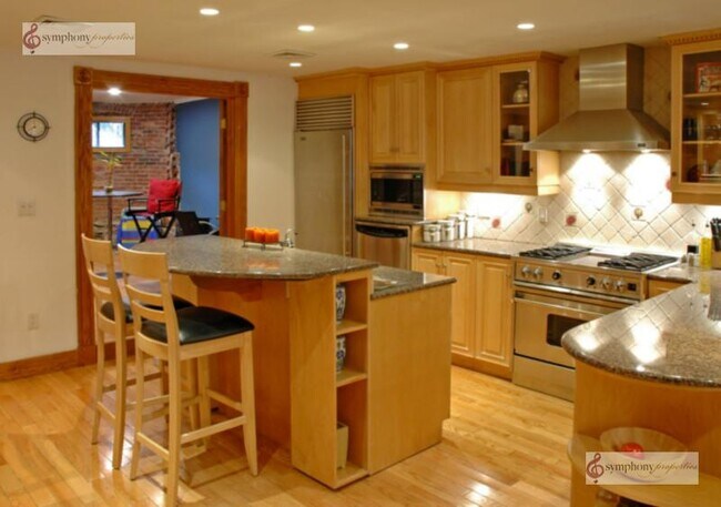 Primary Photo - 9 Symphony Rd