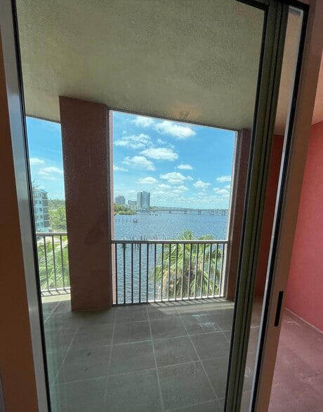Master bedroom afternoon view - 2743 1st St