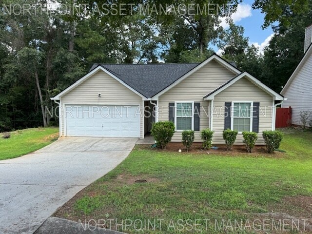 Building Photo - Welcome to this beautiful 3-bedroom, 2-bathroom home located in the charming city of Fairburn