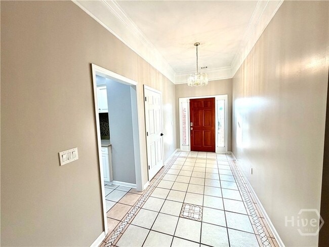 Building Photo - 6 Oak Park Pl