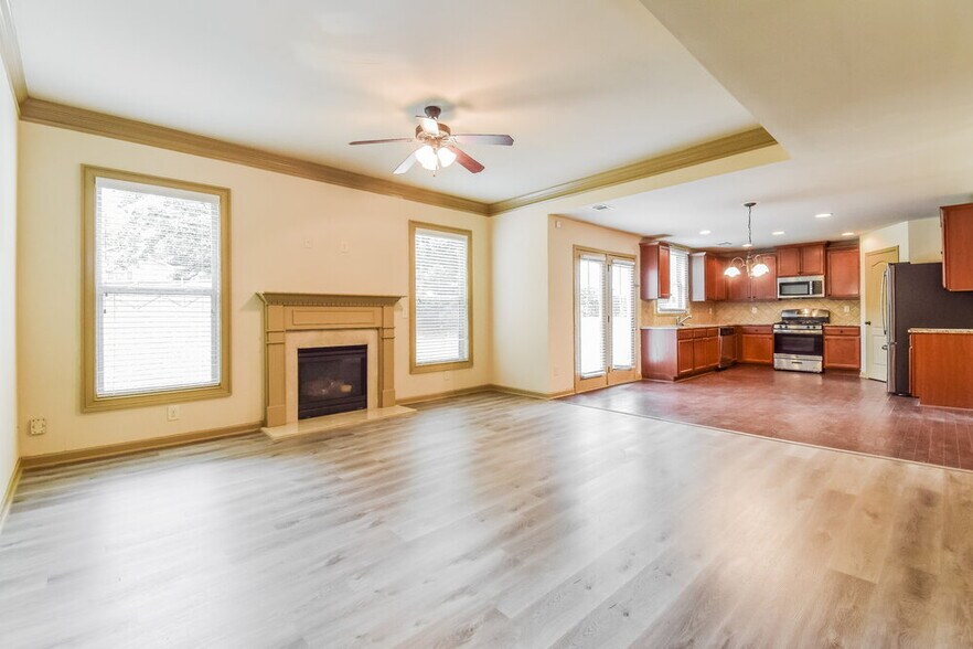 Building Photo - 2080 Raegan Way